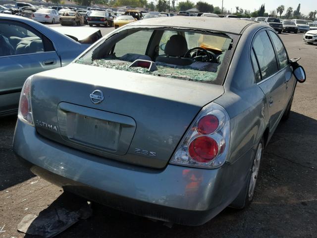 1N4AL11DX5N443873 - 2005 NISSAN ALTIMA S GREEN photo 4