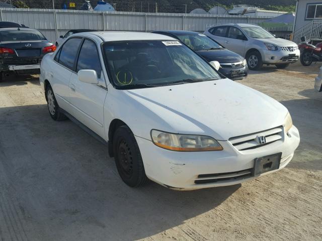 1HGCG66501A092108 - 2001 HONDA ACCORD LX WHITE photo 1