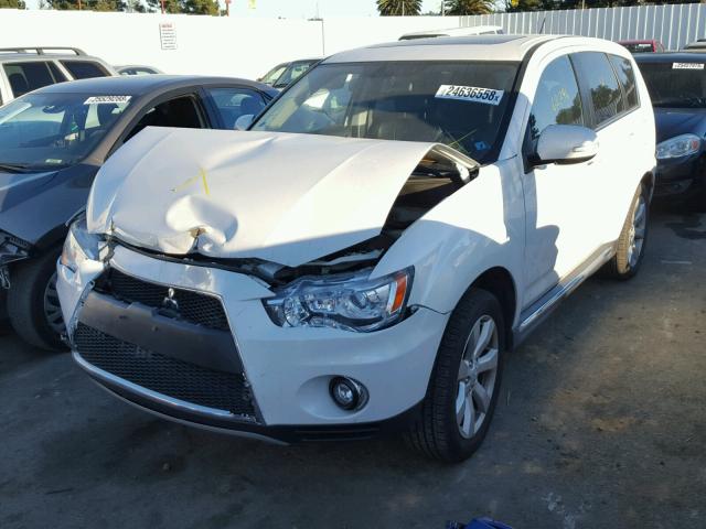 JA4JT5AX2AZ019533 - 2010 MITSUBISHI OUTLANDER WHITE photo 2