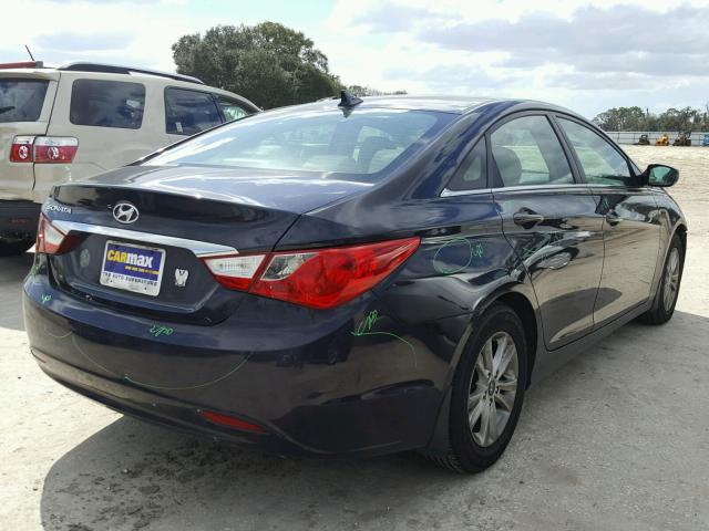 5NPEB4AC9BH064558 - 2011 HYUNDAI SONATA GLS BLUE photo 4