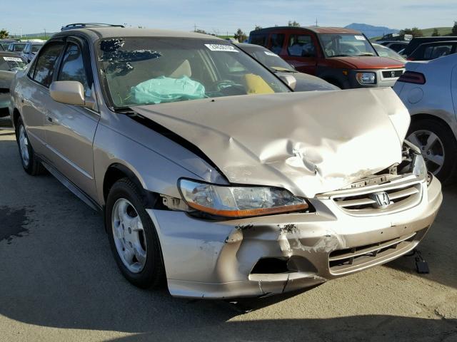 3HGCG66561G704247 - 2001 HONDA ACCORD LX BEIGE photo 1