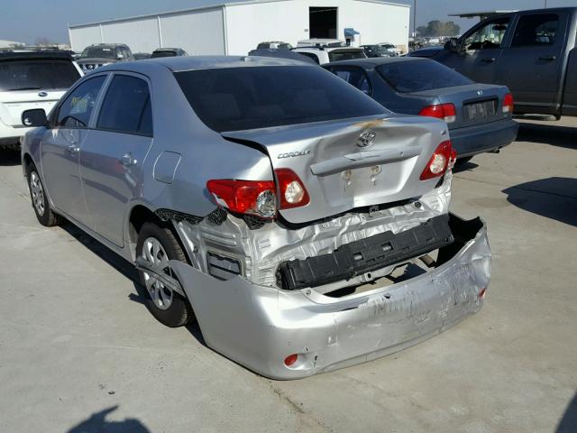 1NXBU40E59Z082874 - 2009 TOYOTA COROLLA BA SILVER photo 3