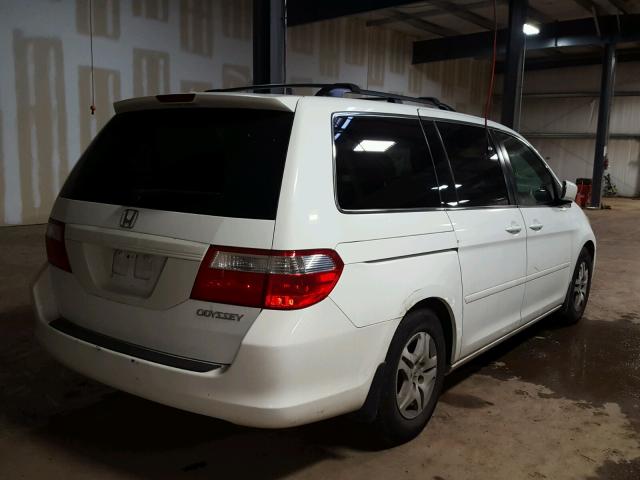 5FNRL384X5B401653 - 2005 HONDA ODYSSEY EX WHITE photo 4