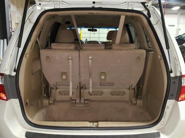 5FNRL384X5B401653 - 2005 HONDA ODYSSEY EX WHITE photo 9