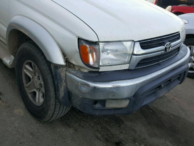 JT3HN86R620380459 - 2002 TOYOTA 4RUNNER SR WHITE photo 9