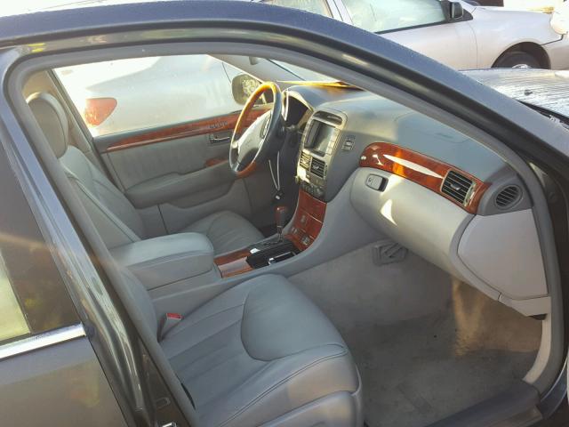 JTHBN36F455026181 - 2005 LEXUS LS 430 GRAY photo 5