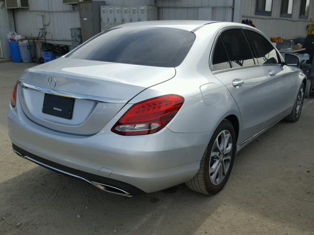 55SWF4JB5HU180040 - 2017 MERCEDES-BENZ C 300 SILVER photo 4