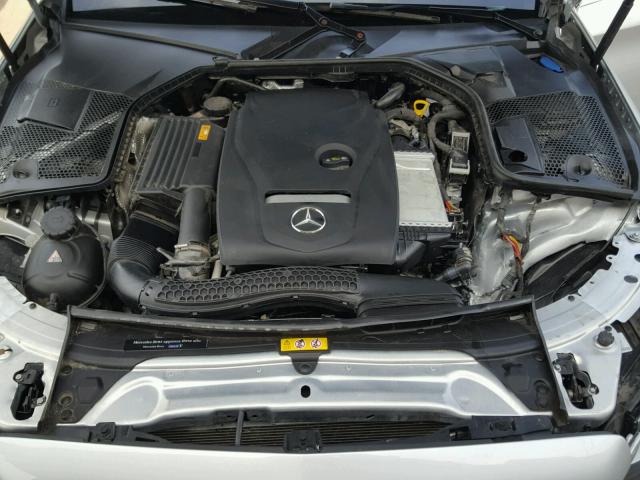 55SWF4JB5HU180040 - 2017 MERCEDES-BENZ C 300 SILVER photo 7