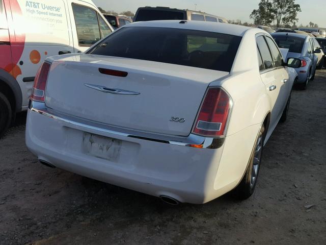 2C3CCACG5CH242466 - 2012 CHRYSLER 300 LIMITE WHITE photo 4