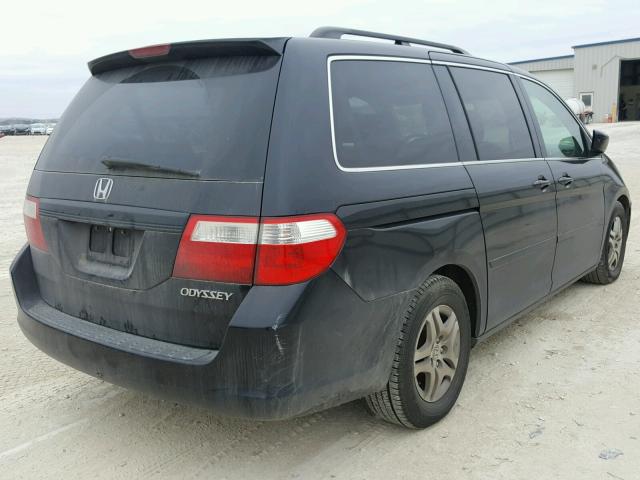 5FNRL38735B092182 - 2005 HONDA ODYSSEY EX BLACK photo 4