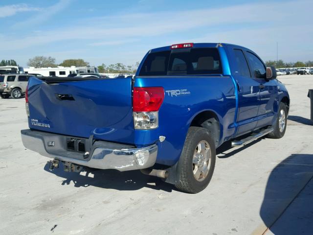 5TFRV54168X052101 - 2008 TOYOTA TUNDRA DOU BLUE photo 4