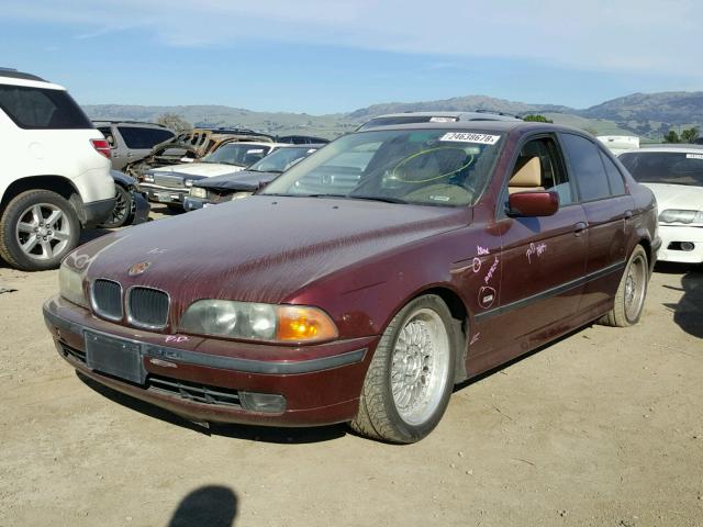 WBADM6348YGU19091 - 2000 BMW 528 I AUTO MAROON photo 2