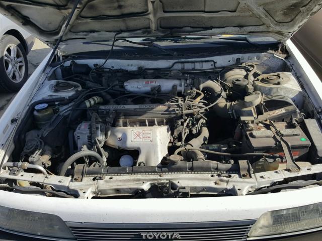 JT2SV21W3K0300426 - 1989 TOYOTA CAMRY DLX WHITE photo 7