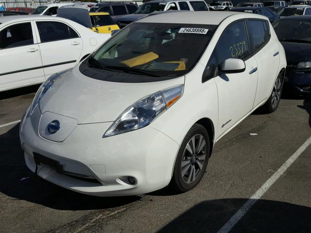 1N4BZ0CP8GC312024 - 2016 NISSAN LEAF SV WHITE photo 2