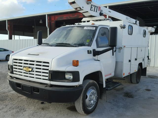 1GBE4C1G26F417055 - 2006 CHEVROLET C4500 C4C0 WHITE photo 2