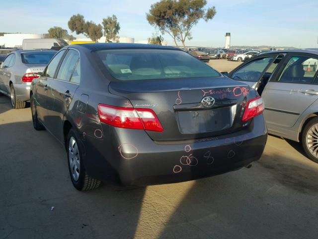 4T1BE46K69U277909 - 2009 TOYOTA CAMRY BASE GRAY photo 3