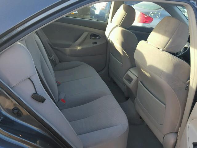 4T1BE46K69U277909 - 2009 TOYOTA CAMRY BASE GRAY photo 6