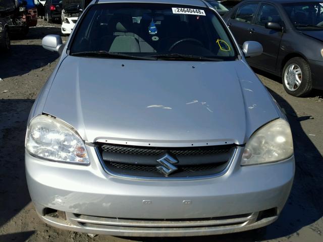 KL5JD56ZX7K538009 - 2007 SUZUKI FORENZA BA SILVER photo 9