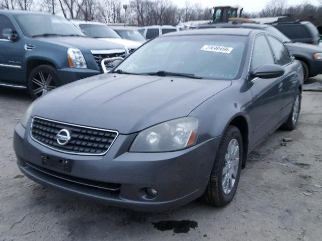 1N4AL11DX5C301647 - 2005 NISSAN ALTIMA S GRAY photo 2