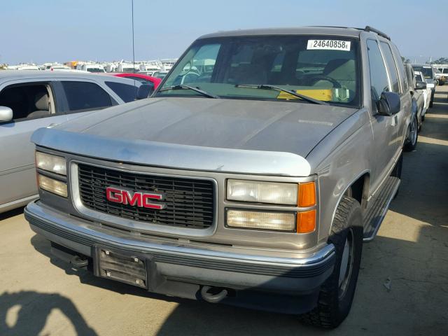 1GKEK13RXXJ778119 - 1999 GMC DENALI SILVER photo 2