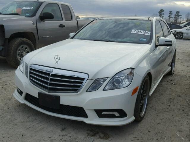 WDDHF5GB6BA475726 - 2011 MERCEDES-BENZ E 350 WHITE photo 2