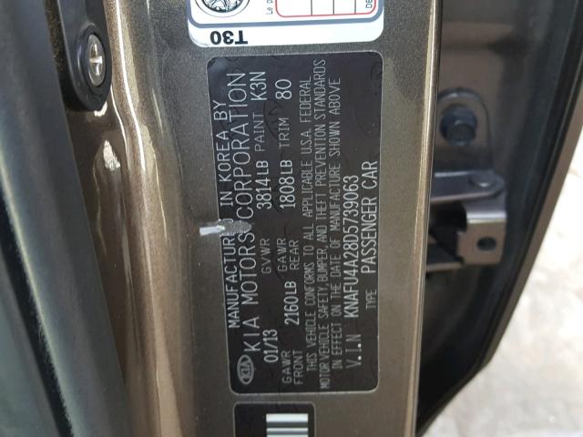 KNAFU4A28D5739063 - 2013 KIA FORTE EX GRAY photo 10