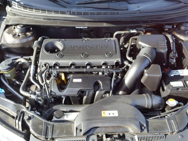 KNAFU4A28D5739063 - 2013 KIA FORTE EX GRAY photo 7