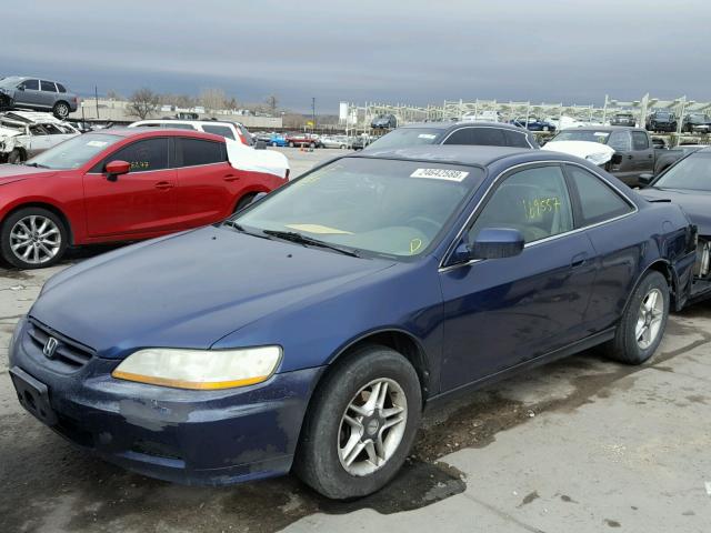 1HGCG32491A017564 - 2001 HONDA ACCORD LX BLUE photo 2