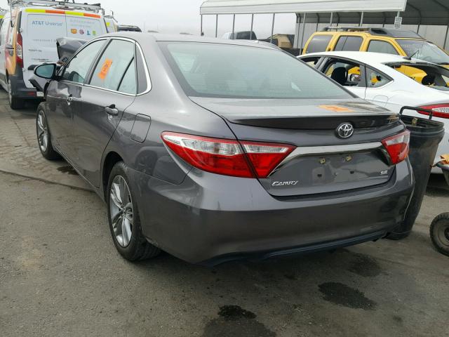 4T1BF1FK4GU182547 - 2016 TOYOTA CAMRY LE CHARCOAL photo 3