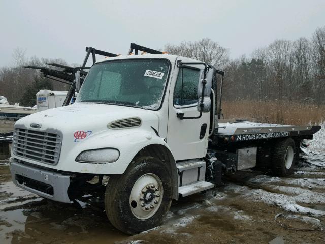 3ALACWDT9HDJC8677 - 2017 FREIGHTLINER M2 106 MED WHITE photo 2