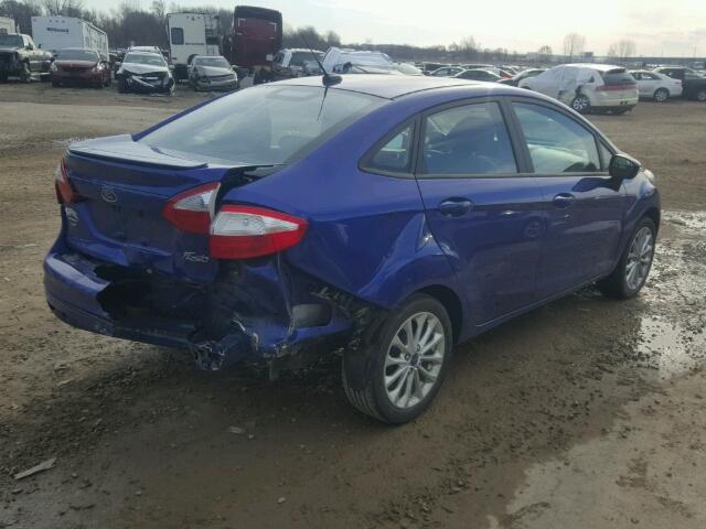 3FADP4BJ4EM131890 - 2014 FORD FIESTA SE BLUE photo 4