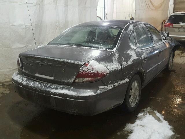 1FAFP56245A256080 - 2005 FORD TAURUS SEL GRAY photo 4