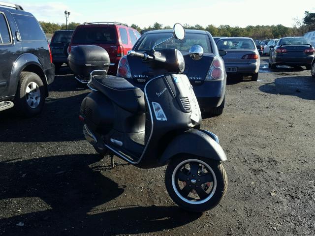 ZAPM459L4D5801683 - 2013 VESPA GTS 300 SU BLACK photo 1