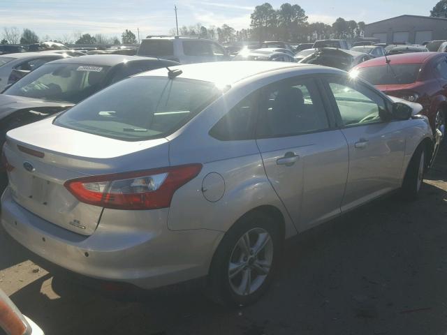 1FADP3F22EL425819 - 2014 FORD FOCUS SE SILVER photo 4