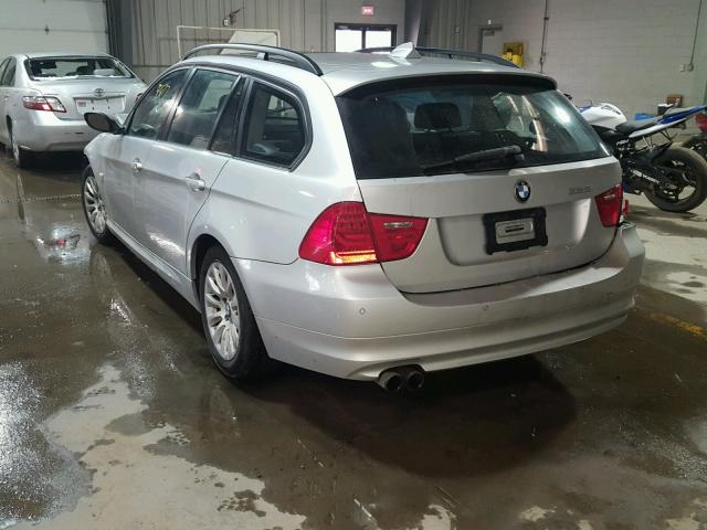 WBAUU33599A540319 - 2009 BMW 328 XIT SILVER photo 3