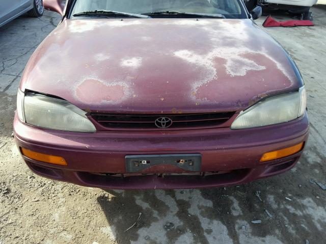 4T1BG12KXTU786696 - 1996 TOYOTA CAMRY DX RED photo 7