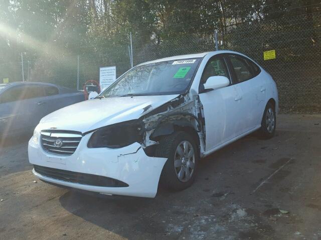 KMHDU46D18U349272 - 2008 HYUNDAI ELANTRA GL WHITE photo 2