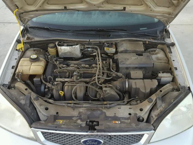 3FAFP37N45R152482 - 2005 FORD FOCUS ZX5 SILVER photo 7