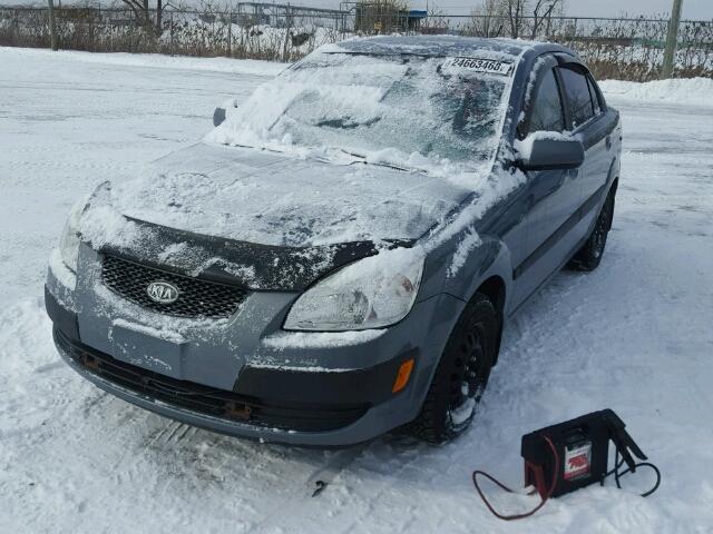 KNADE223696536450 - 2009 KIA RIO BASE GRAY photo 2