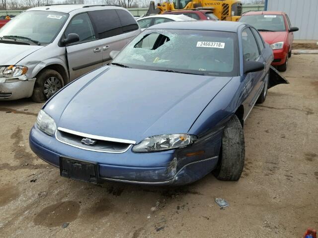 2G1WW12M6W9252955 - 1998 CHEVROLET MONTE CARL 蓝色 照片 2