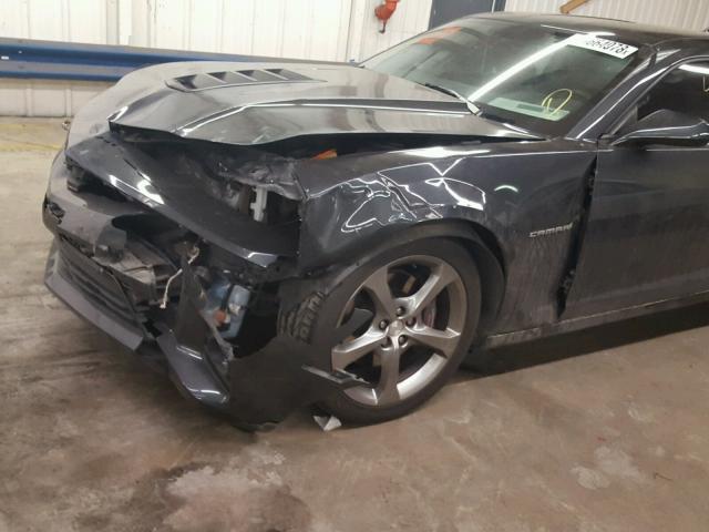 2G1FJ1EJ2E9205713 - 2014 CHEVROLET CAMARO SS Gris foto 9