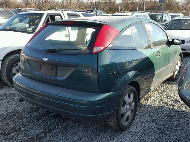 3FAFP31341R210737 - 2001 FORD FOCUS ZX3 GREEN photo 4