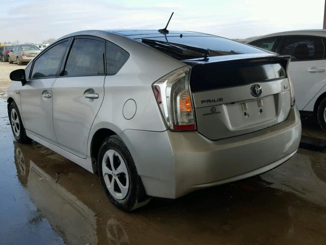 JTDKN3DU6D5700770 - 2013 TOYOTA PRIUS SILVER photo 3