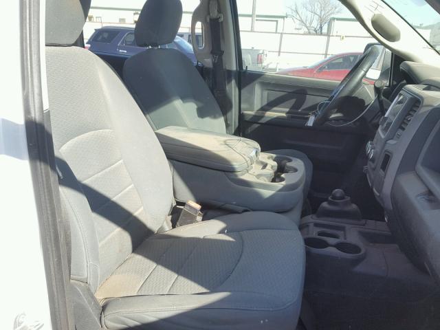 3C6TR5HT8DG550036 - 2013 RAM 2500 ST WHITE photo 5