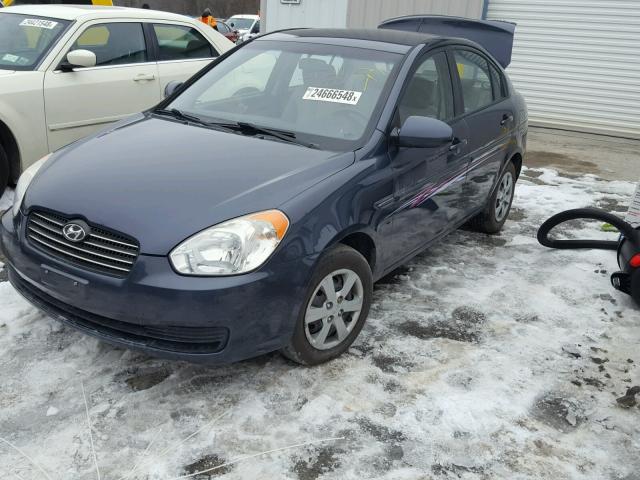 KMHCN46C79U361105 - 2009 HYUNDAI ACCENT GLS GRAY photo 2