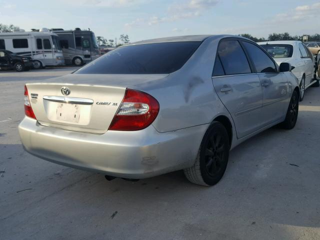 4T1BE32K32U094036 - 2002 TOYOTA CAMRY LE SILVER photo 4
