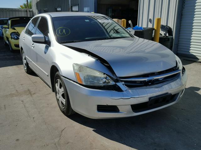 1HGCM56447A048535 - 2007 HONDA ACCORD LX SILVER photo 1