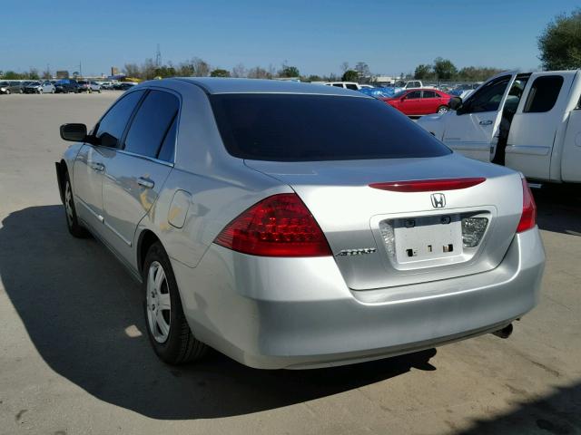 1HGCM56447A048535 - 2007 HONDA ACCORD LX SILVER photo 3