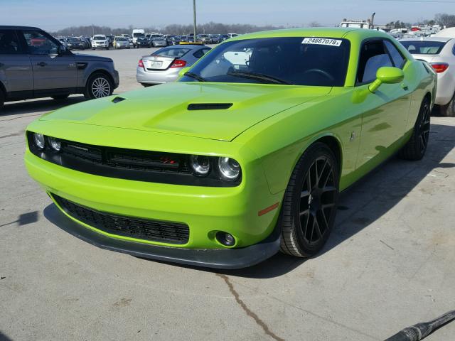 2C3CDZFJ3FH773933 - 2015 DODGE CHALLENGER GREEN photo 2