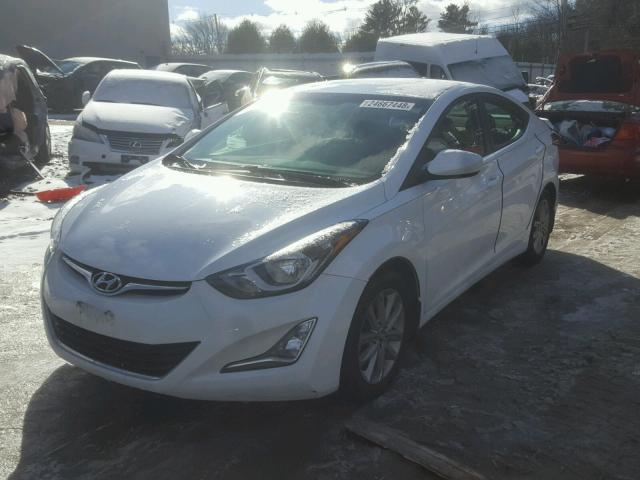 5NPDH4AE4FH631468 - 2015 HYUNDAI ELANTRA SE WHITE photo 2